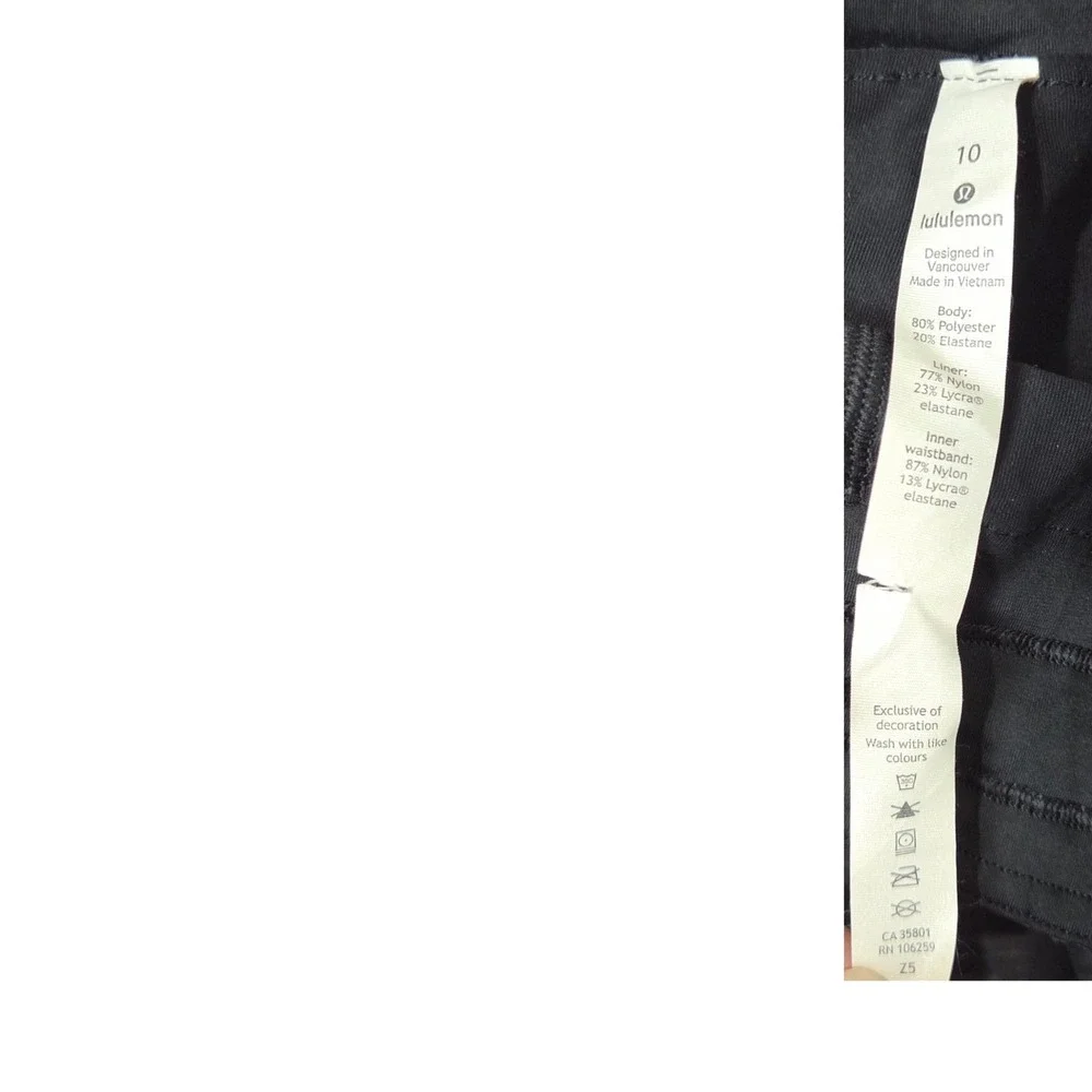 Lululemon peloton bootcamp Ready Shorts Womens 10 gray/black 8